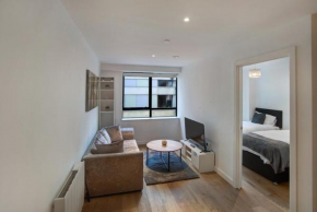 Central 2-Bed Apartment in Croydon that sleep 4!